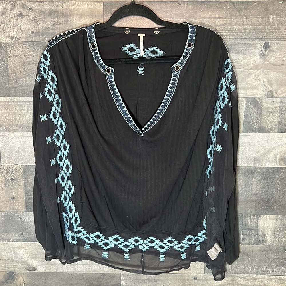 Pretty Black and Blue Over Size Free People V-Neck Top